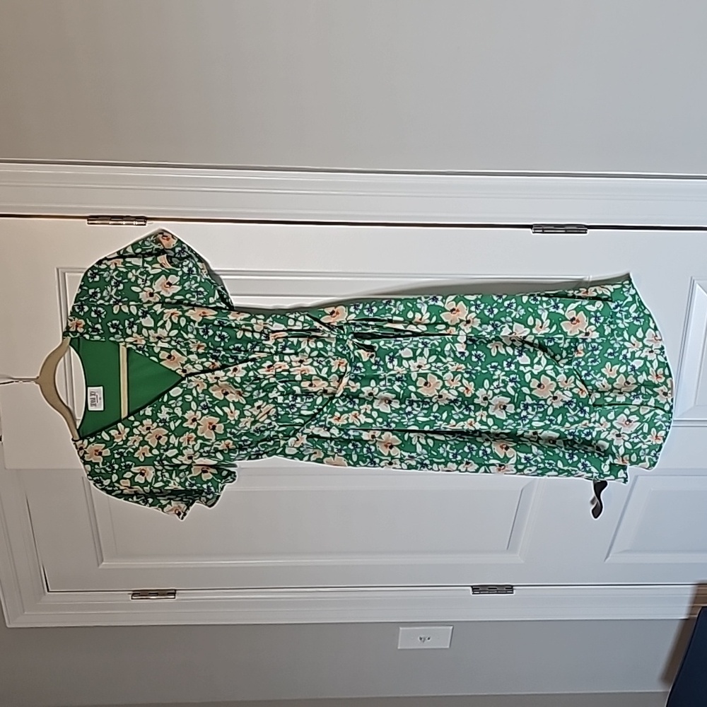 EUC Sienna Sky floral dress size xs
